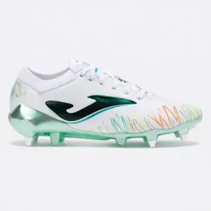 Striker 2502 White – Soft ground